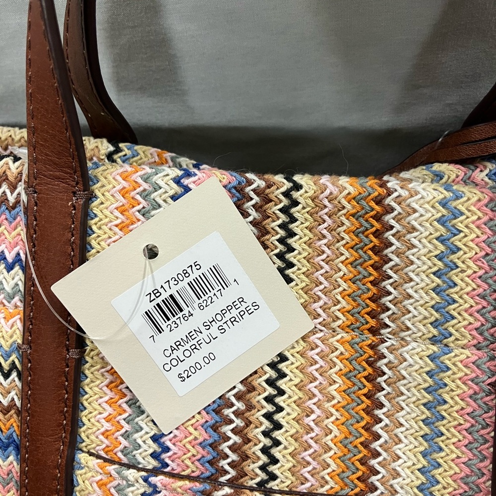FOSSIL Carmen Shopper ๐ - Picture 3 of 4